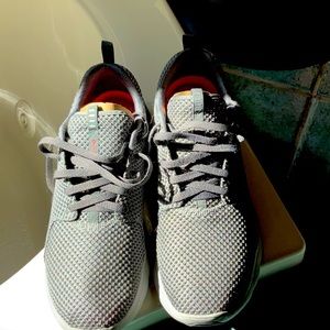 Sketchers Men’s Sneakers